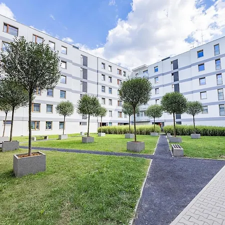 Z Parkingiem, Obok Metra. Apartman Varsó